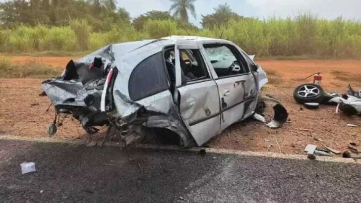Motorista perde o controle e morre após ser atingido por caminhão na BR-163, em Itaquiraí