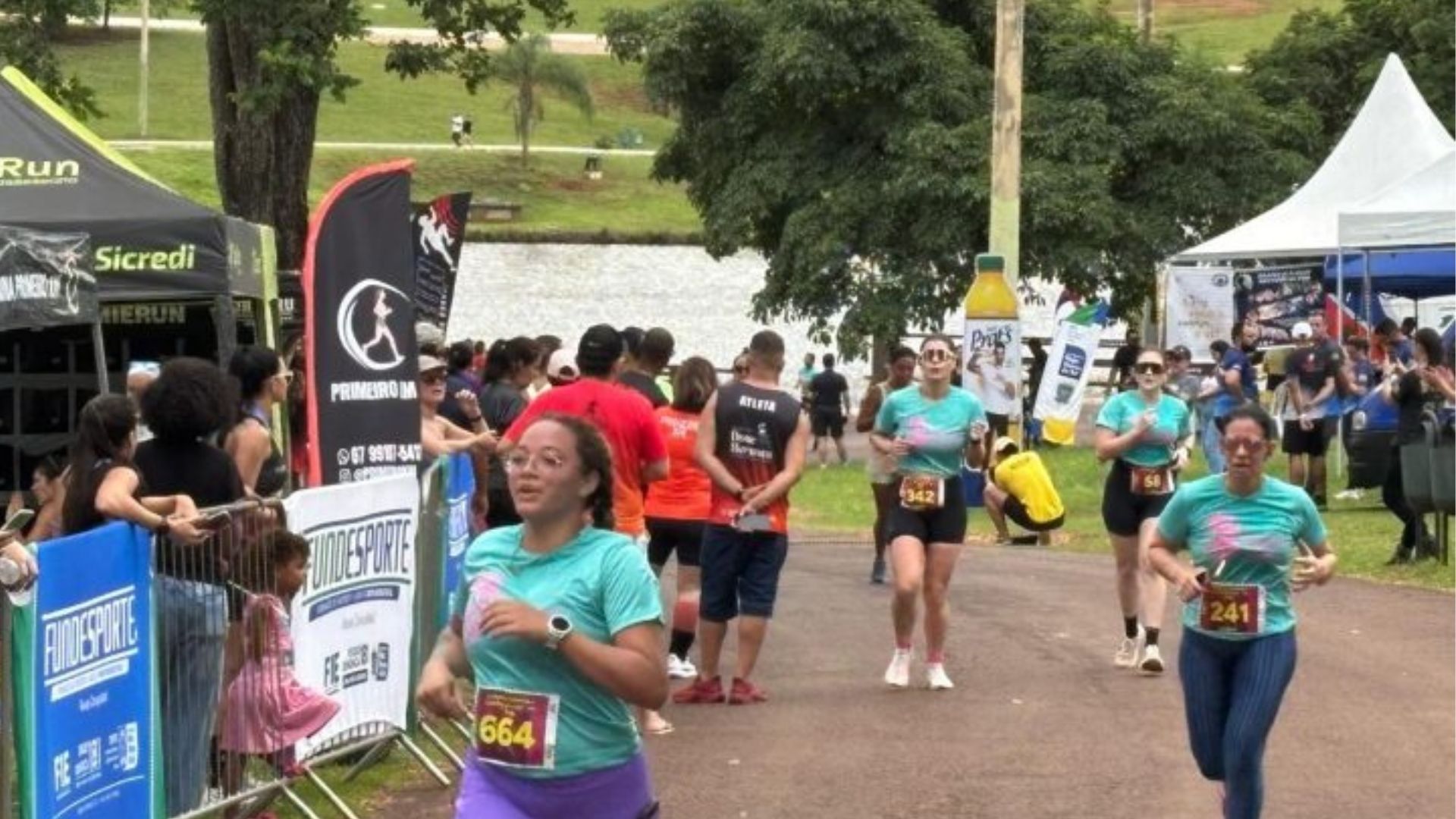 Corrida Feminina re&uacute;ne 900 participantes e marca o Dia Internacional da Mulher com esporte, sa&uacute;de e orienta&ccedil;&atilde;o