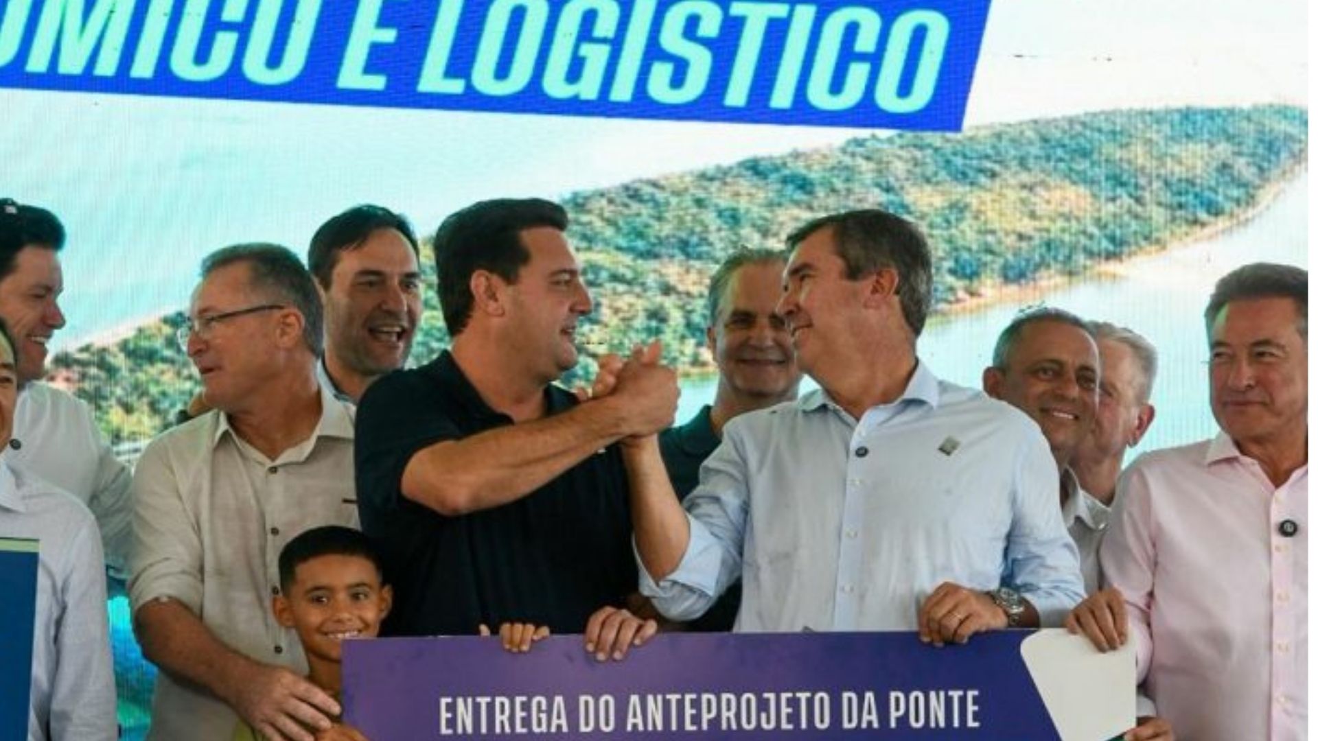 Encontro entre governadores marca entrega de anteprojeto de ponte entre MS e Paran&aacute;
