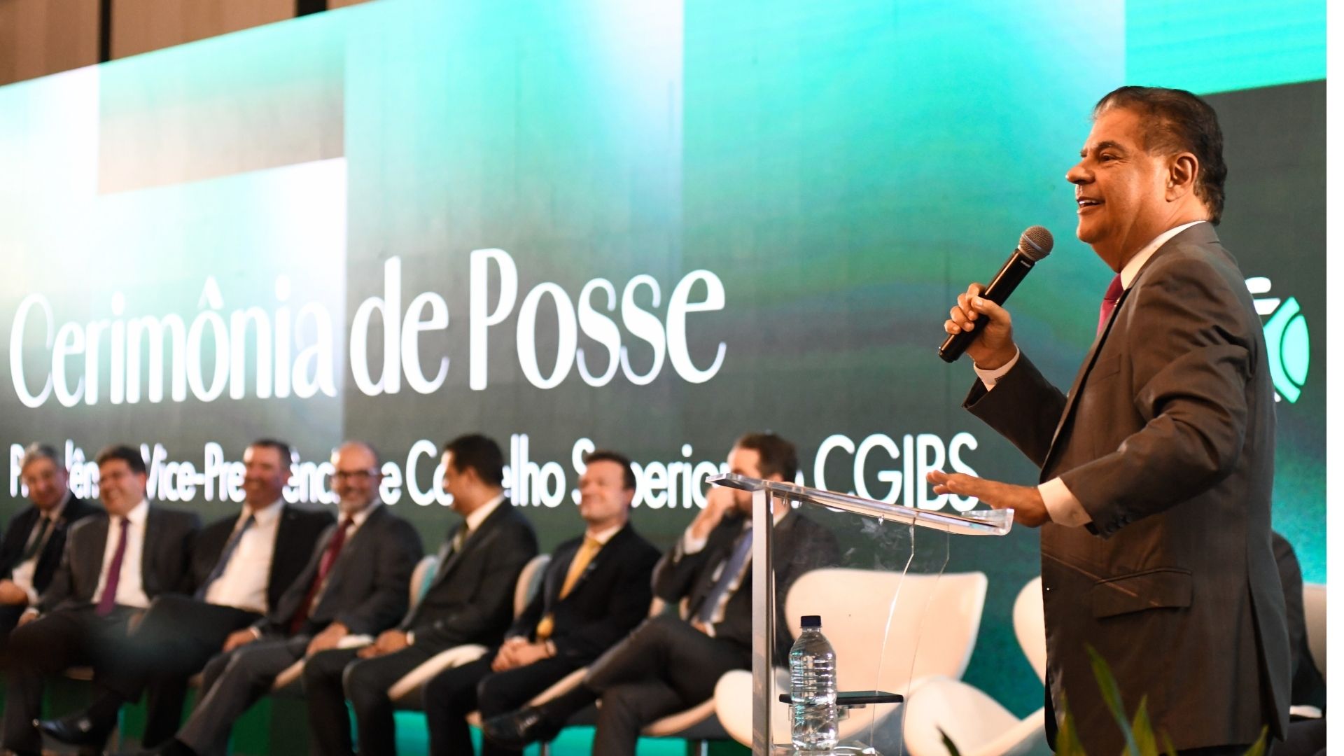 Posse do comit&ecirc; gestor da reforma tribut&aacute;ria coloca MS no comando; senador Nelsinho Trad representa o Senado no evento