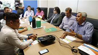 Reunião na sede do Procon | Foto: Minamar Júnior/Jornal Midiamax / Mariane Chianezi e Ana Paula Chuva	 