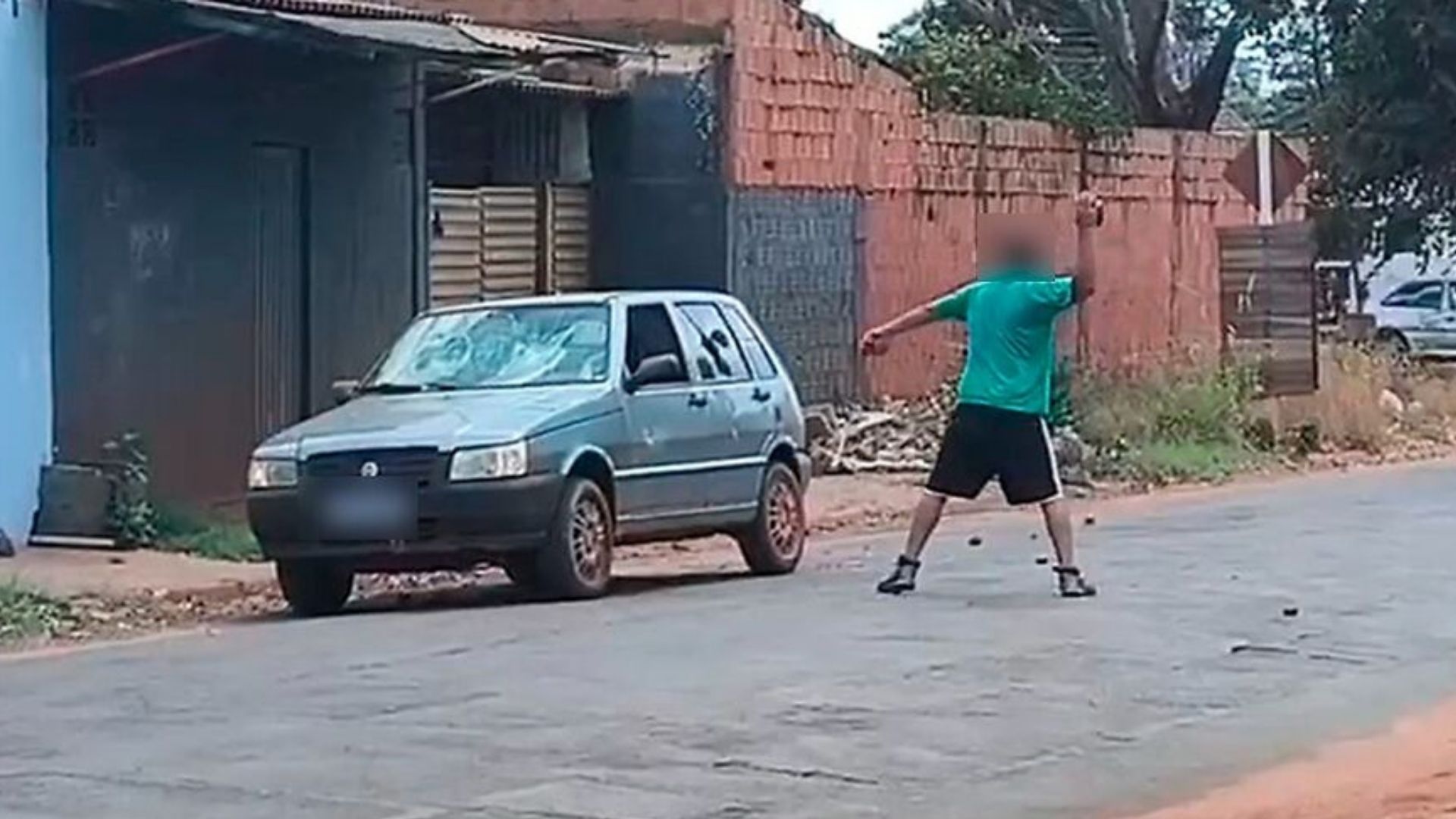  /  